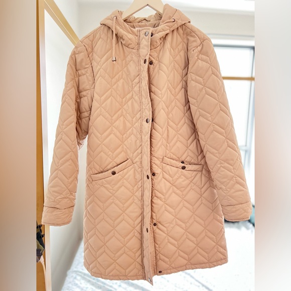 Brand New Cleo Puffy jacket with size -M - Picture 1 of 4